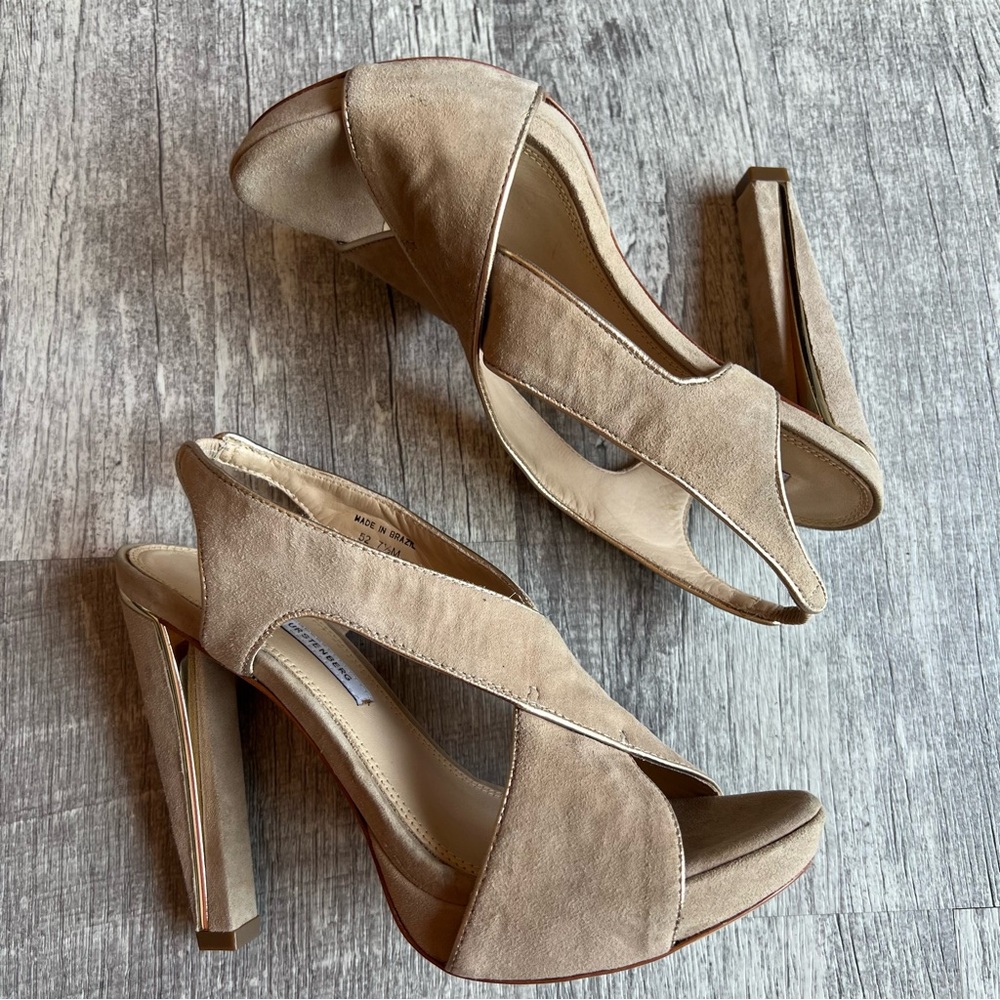 DIANE VON FURSTENBERG Julia Tan Suede Open Toe Sandals Size 7.5M